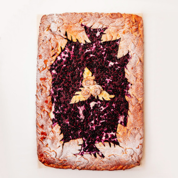 Пирог с творожной начинкой и черникой, 2500г